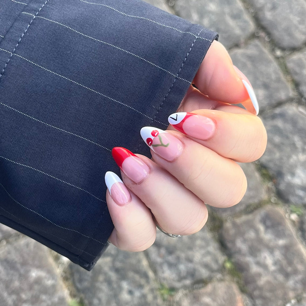 VILD NAIL ART