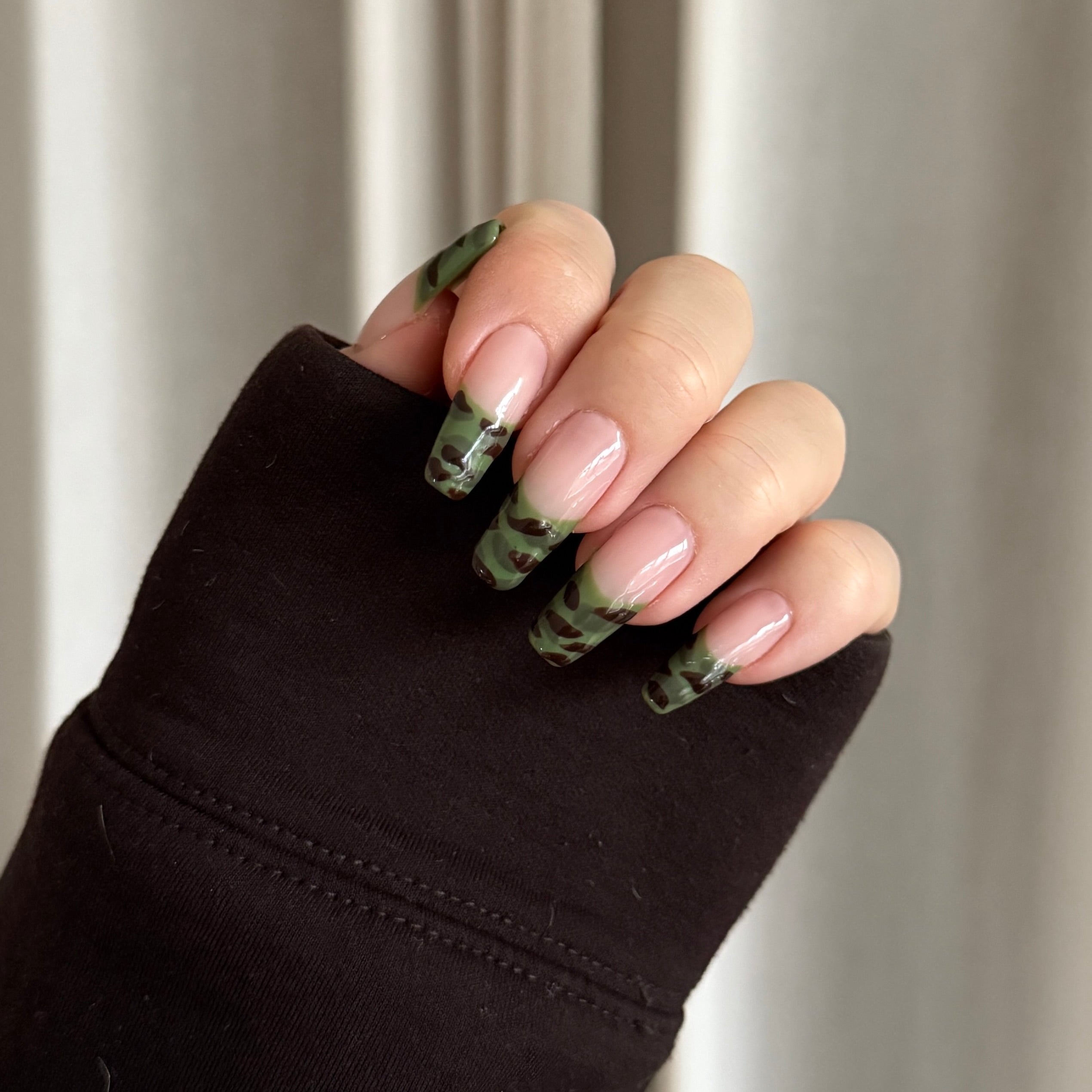 CAMO FRENCH TIPS