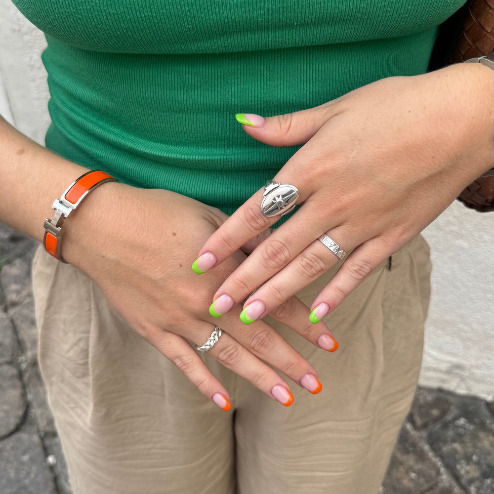 Orange & Grønne French Tips