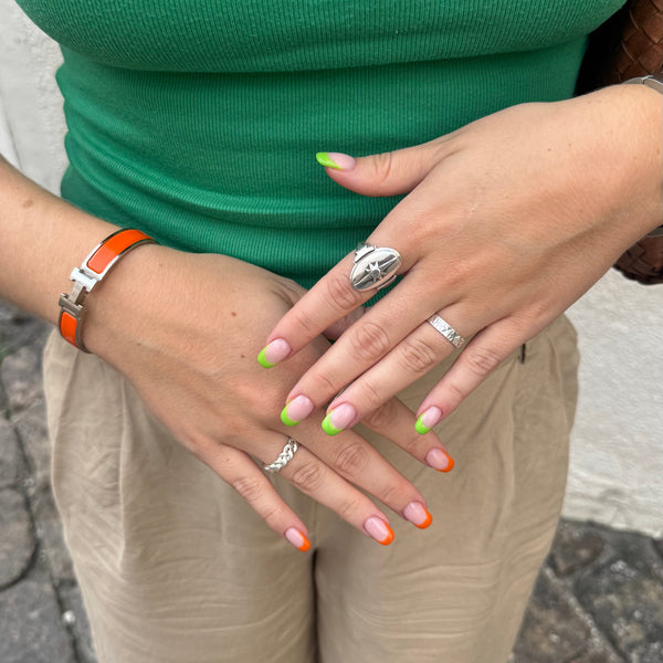 Orange & Grønne French Tips
