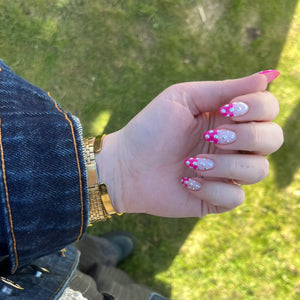Pink French Tips med Chrome dots