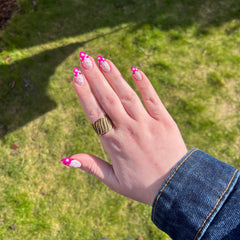 Pink French Tips med Chrome dots