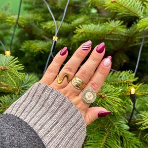 Lilla glitter julenegle