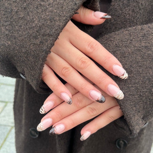 Gel Polish 120 - Dark Taupe