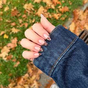Brun French Tips m. Blomster